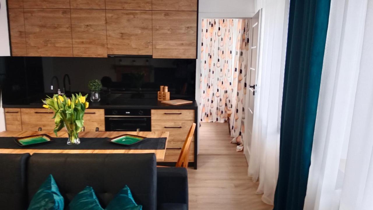 Apartament Dwupokojowy Ostrowiec Świętokrzyski Esterno foto
