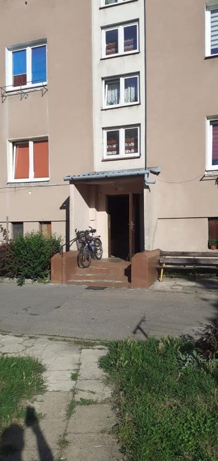 Apartament Dwupokojowy Ostrowiec Świętokrzyski Esterno foto