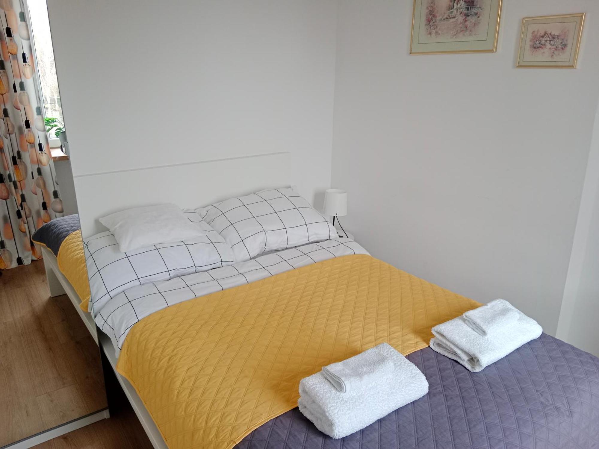 Apartament Dwupokojowy Ostrowiec Świętokrzyski Esterno foto