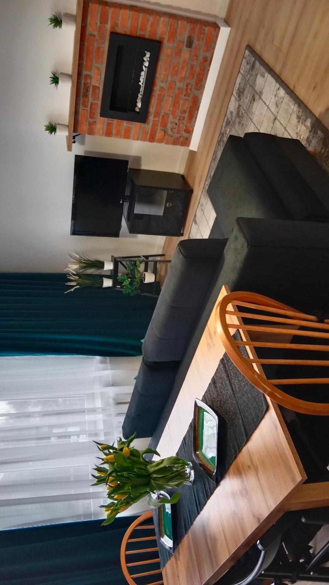 Apartament Dwupokojowy Ostrowiec Świętokrzyski Esterno foto